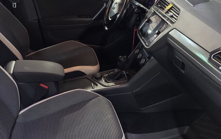 Volkswagen Tiguan II, 2020 год, 2 650 000 рублей, 9 фотография