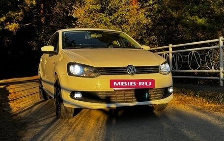 Volkswagen Polo VI (EU Market), 2013 год, 675 000 рублей, 4 фотография