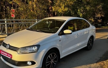 Volkswagen Polo VI (EU Market), 2013 год, 675 000 рублей, 8 фотография