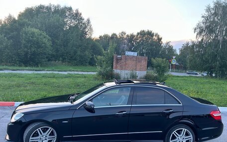 Mercedes-Benz E-Класс, 2011 год, 1 900 000 рублей, 10 фотография