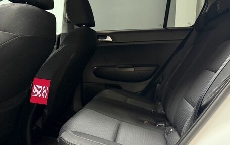 KIA Sportage IV рестайлинг, 2019 год, 2 300 000 рублей, 17 фотография