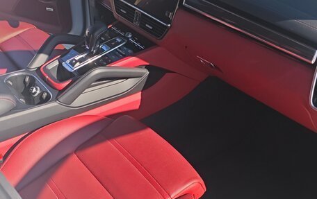 Porsche Cayenne III, 2022 год, 10 150 000 рублей, 21 фотография