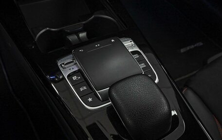 Mercedes-Benz CLA, 2019 год, 3 445 000 рублей, 12 фотография