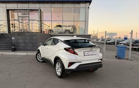 Toyota C-HR I рестайлинг, 2019 год, 2 310 000 рублей, 7 фотография