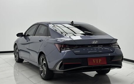 Hyundai Elantra, 2023 год, 2 290 000 рублей, 6 фотография
