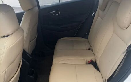 Honda Vezel, 2023 год, 2 375 000 рублей, 14 фотография