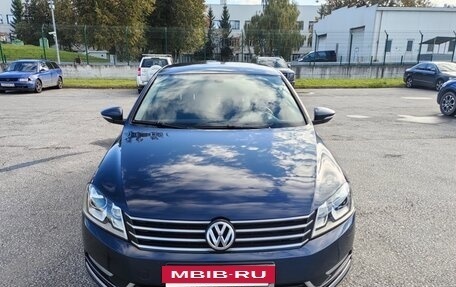 Volkswagen Passat B7, 2011 год, 950 000 рублей, 2 фотография