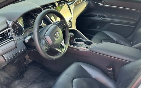 Toyota Camry, 2019 год, 2 860 000 рублей, 10 фотография