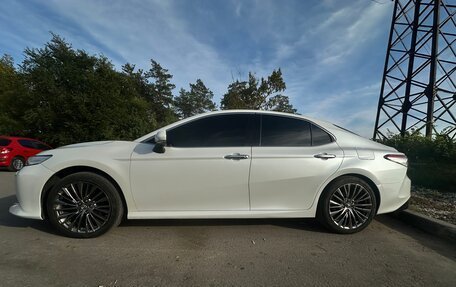 Toyota Camry, 2019 год, 2 860 000 рублей, 16 фотография