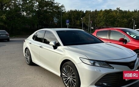 Toyota Camry, 2019 год, 2 860 000 рублей, 14 фотография