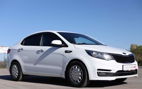KIA Rio III рестайлинг, 2016 год, 790 400 рублей, 3 фотография