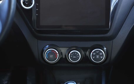 KIA Rio III рестайлинг, 2016 год, 790 400 рублей, 15 фотография