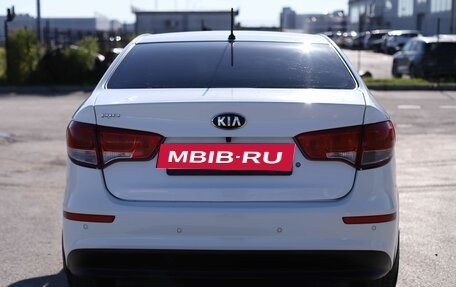 KIA Rio III рестайлинг, 2016 год, 790 400 рублей, 6 фотография
