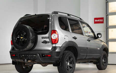 Chevrolet Niva I рестайлинг, 2015 год, 540 000 рублей, 5 фотография
