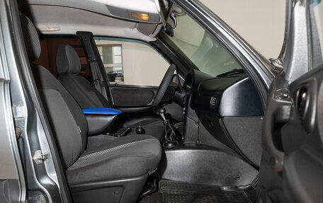 Chevrolet Niva I рестайлинг, 2015 год, 540 000 рублей, 24 фотография