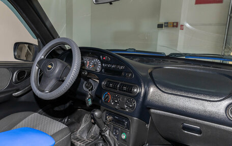 Chevrolet Niva I рестайлинг, 2015 год, 540 000 рублей, 25 фотография