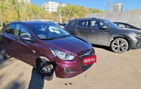Hyundai Solaris II рестайлинг, 2013 год, 900 000 рублей, 16 фотография