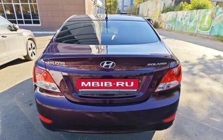 Hyundai Solaris II рестайлинг, 2013 год, 900 000 рублей, 19 фотография