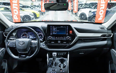 Toyota Highlander, 2020 год, 4 999 700 рублей, 19 фотография