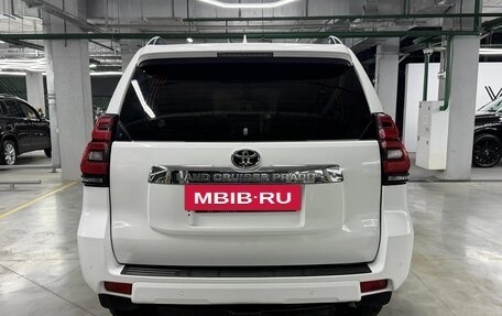 Toyota Land Cruiser Prado 150 рестайлинг 2, 2018 год, 3 700 000 рублей, 5 фотография