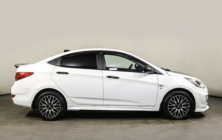 Hyundai Solaris II рестайлинг, 2013 год, 650 000 рублей, 1 фотография