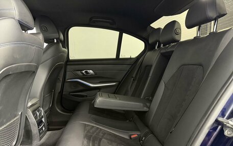 BMW 3 серия, 2019 год, 3 250 000 рублей, 17 фотография