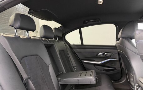 BMW 3 серия, 2019 год, 3 250 000 рублей, 18 фотография