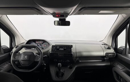 Peugeot Rifter I, 2020 год, 1 720 000 рублей, 16 фотография