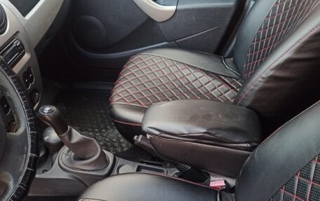 Renault Logan I, 2012 год, 380 000 рублей, 20 фотография