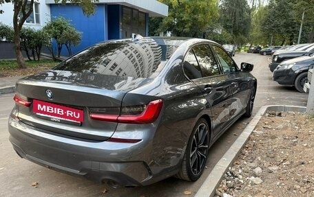 BMW 3 серия, 2019 год, 3 270 000 рублей, 3 фотография