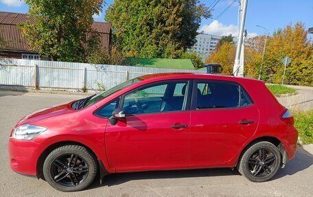 Toyota Auris II, 2011 год, 900 000 рублей, 4 фотография