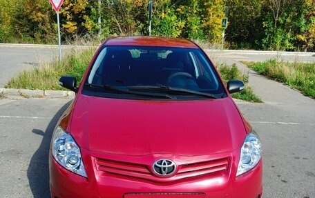 Toyota Auris II, 2011 год, 900 000 рублей, 3 фотография