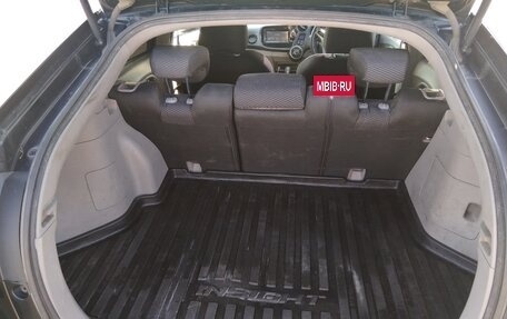 Honda Insight II рестайлинг, 2009 год, 750 000 рублей, 13 фотография
