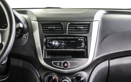 Hyundai Solaris II рестайлинг, 2013 год, 650 000 рублей, 3 фотография