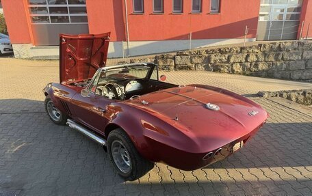 Chevrolet Corvette C2, 1965 год, 6 440 000 рублей, 2 фотография