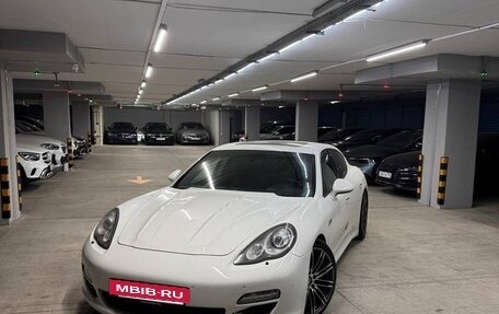 Porsche Panamera II рестайлинг, 2011 год, 2 300 000 рублей, 4 фотография