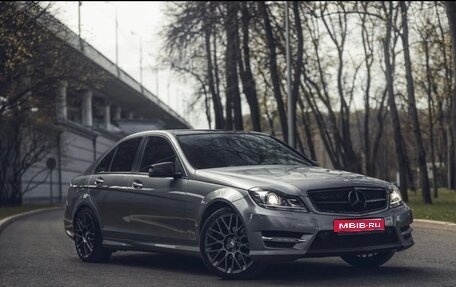 Mercedes-Benz C-Класс, 2012 год, 1 700 000 рублей, 1 фотография