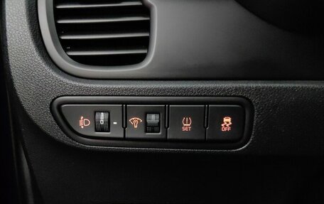 KIA Rio IV, 2018 год, 1 325 000 рублей, 22 фотография