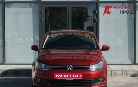 Volkswagen Polo VI (EU Market), 2013 год, 715 000 рублей, 2 фотография