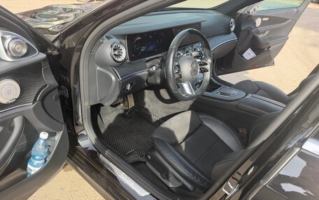 Mercedes-Benz E-Класс, 2021 год, 4 100 000 рублей, 6 фотография
