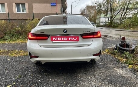 BMW 3 серия, 2021 год, 3 830 000 рублей, 7 фотография