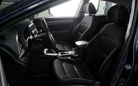 Hyundai Elantra VI рестайлинг, 2018 год, 1 369 000 рублей, 11 фотография