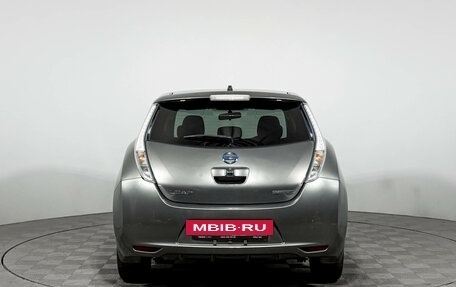 Nissan Leaf I, 2015 год, 695 000 рублей, 6 фотография
