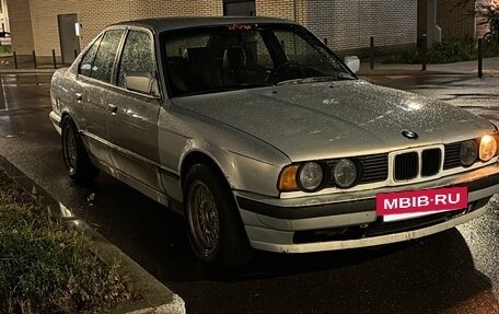 BMW 5 серия, 1990 год, 250 000 рублей, 3 фотография