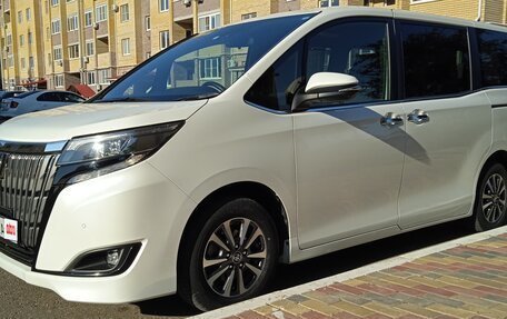 Toyota Esquire I, 2019 год, 2 700 000 рублей, 4 фотография