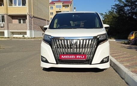 Toyota Esquire I, 2019 год, 2 700 000 рублей, 5 фотография