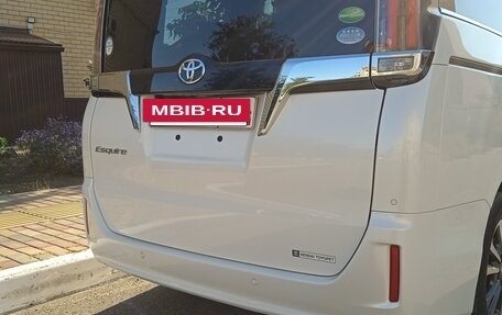 Toyota Esquire I, 2019 год, 2 700 000 рублей, 9 фотография