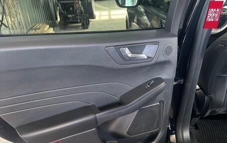 Ford Escape, 2021 год, 2 290 000 рублей, 27 фотография