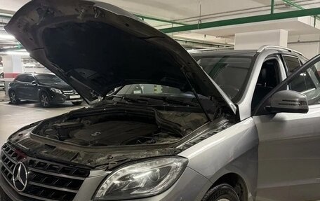 Mercedes-Benz M-Класс, 2013 год, 2 630 000 рублей, 3 фотография