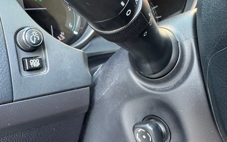 Toyota Land Cruiser Prado 150 рестайлинг 2, 2013 год, 2 850 000 рублей, 5 фотография